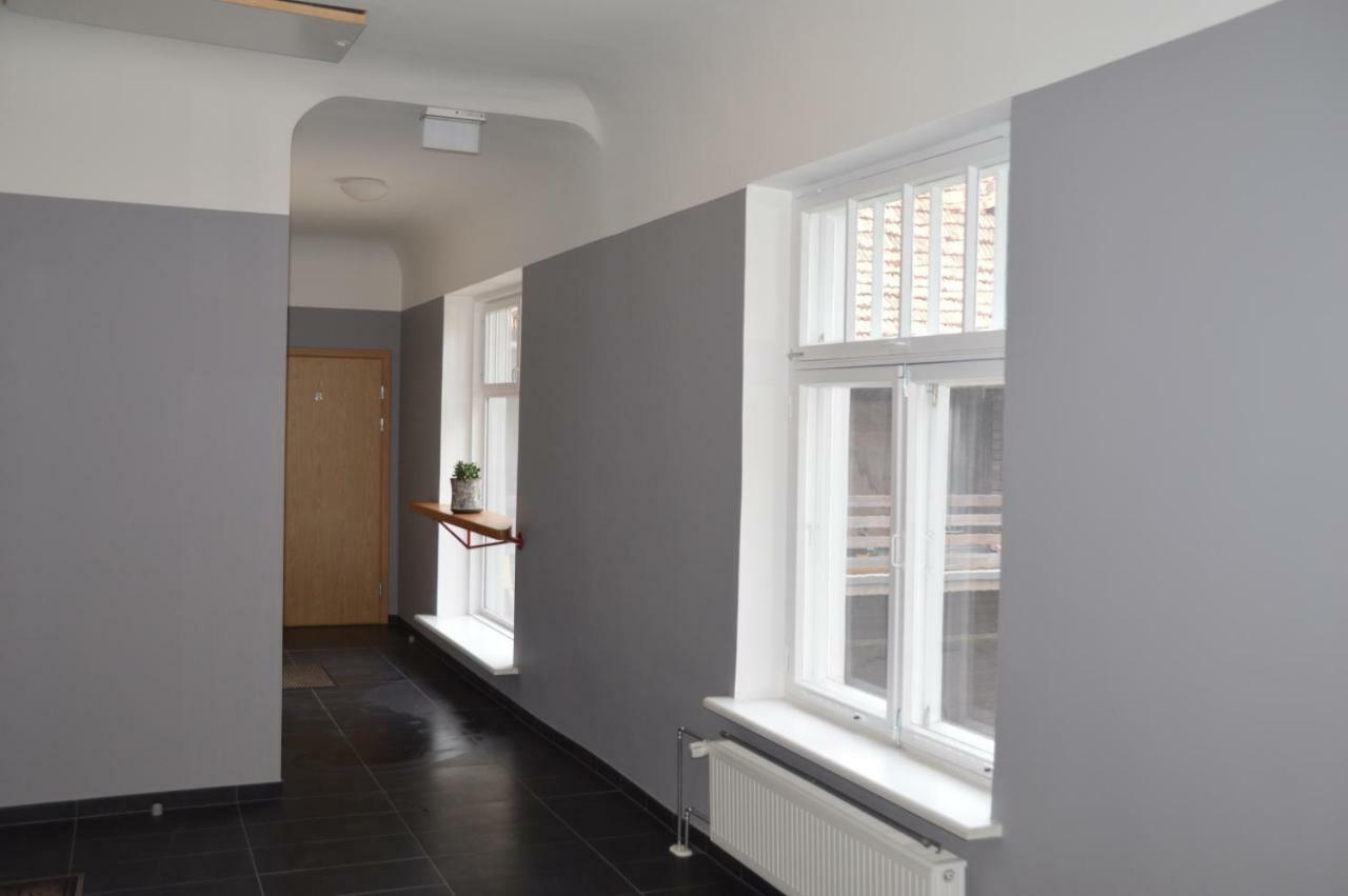 Kuninga City Center Apartment Parnu Luaran gambar