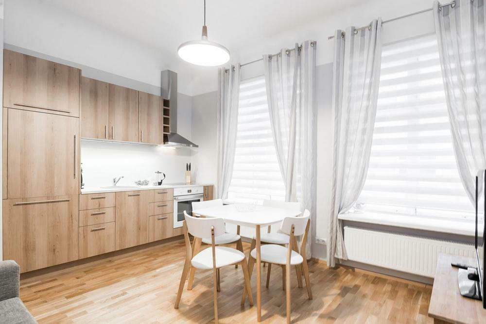 Kuninga City Center Apartment Parnu Luaran gambar