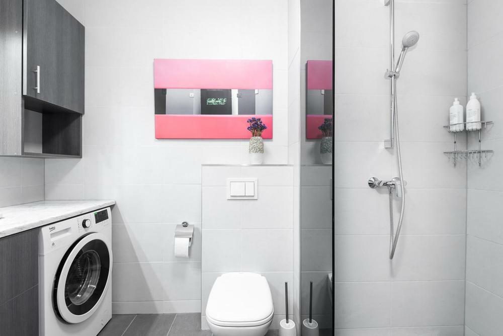 Kuninga City Center Apartment Parnu Luaran gambar