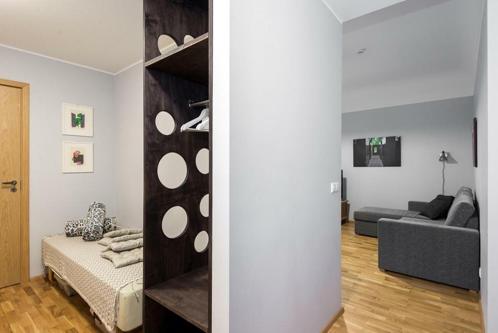 Kuninga City Center Apartment Parnu Luaran gambar